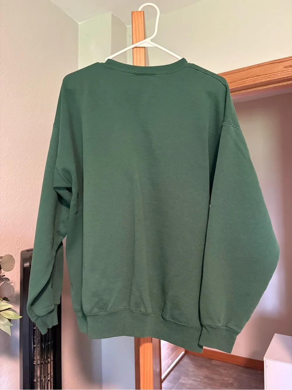 Champion Men's Dark Green Crewneck Sweatshirt